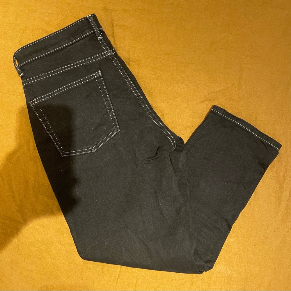 Everlane cropped jeans with white stitching